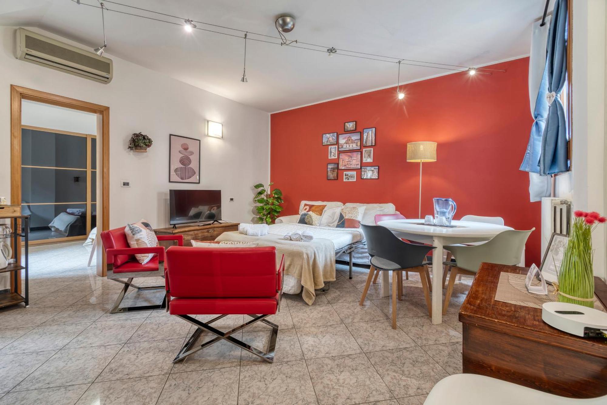 Cozy Apartment In The Heart Of Болонья Экстерьер фото