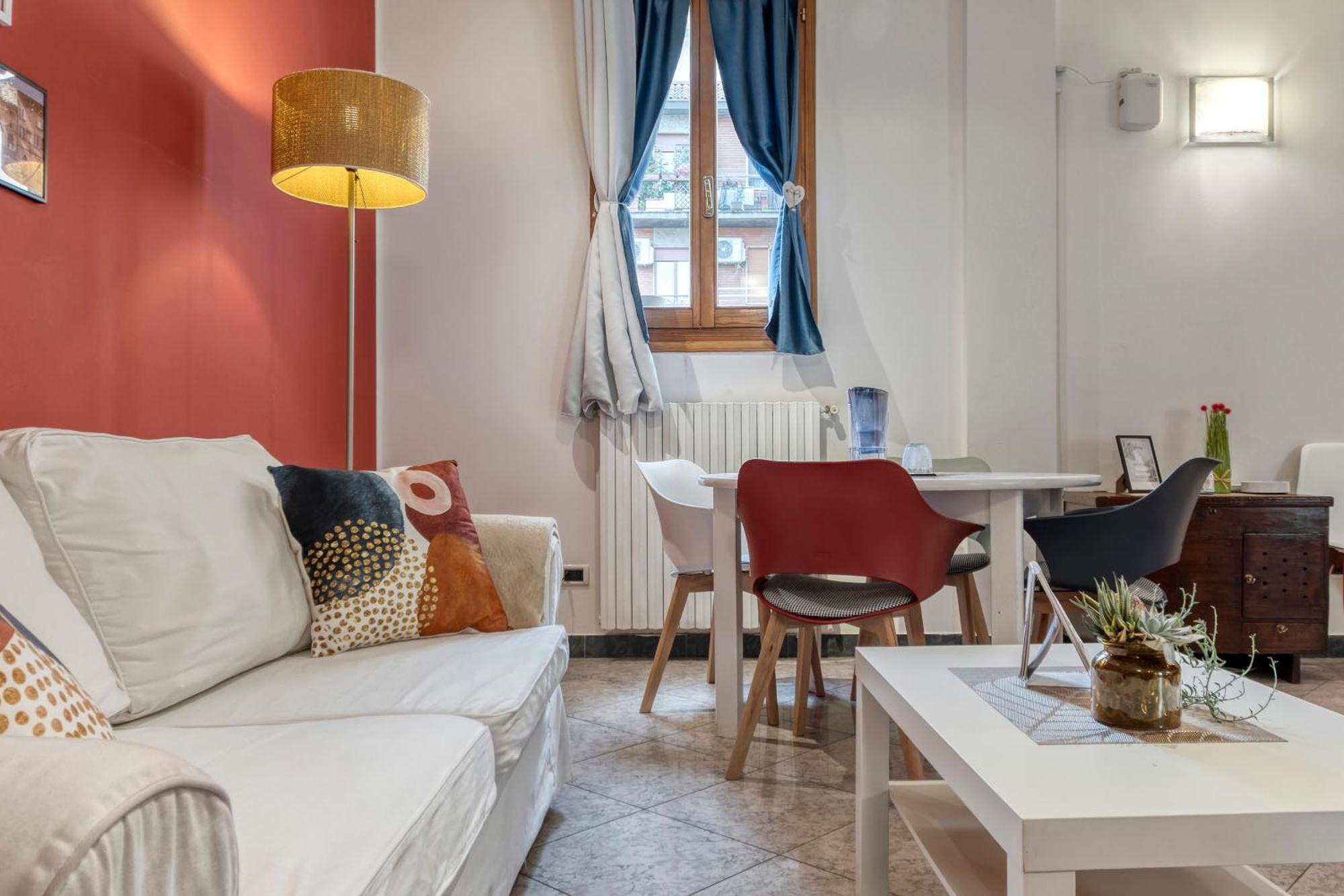 Cozy Apartment In The Heart Of Болонья Экстерьер фото
